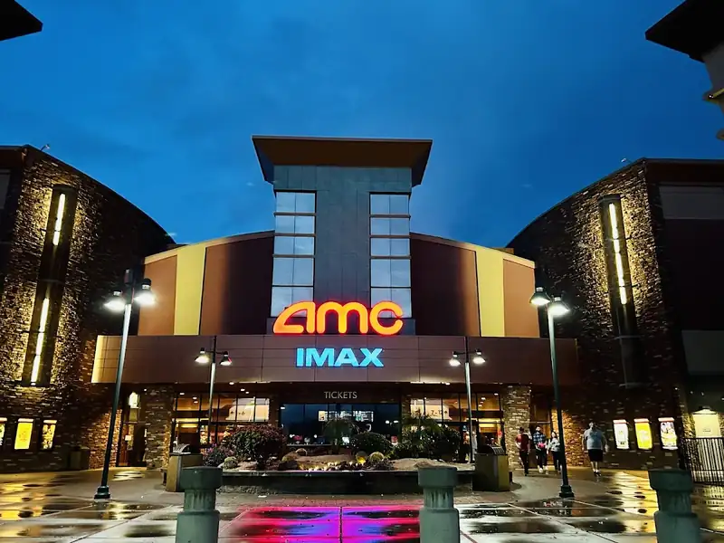 AMC Theatres — Free Large Popcorn
