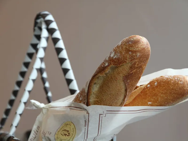 Paris Baguette editorial photo 1